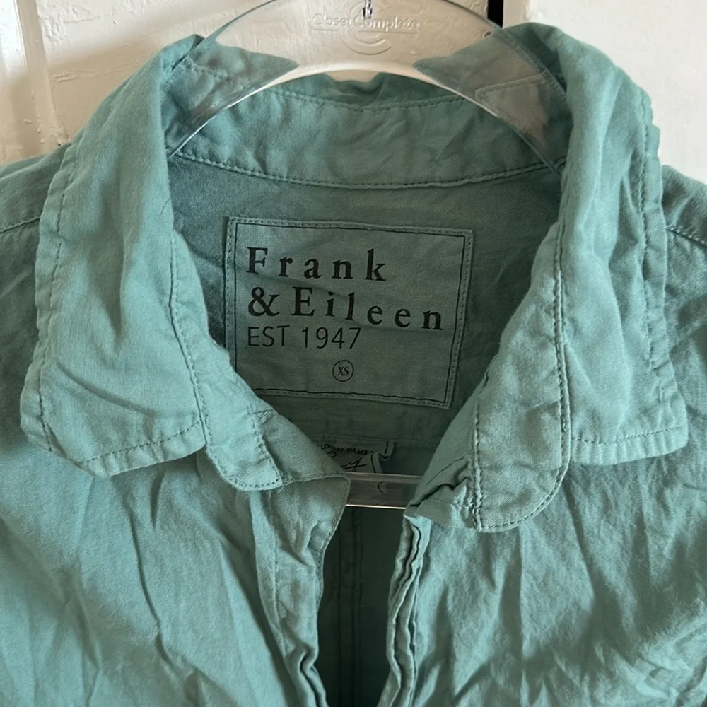 Frank & Eileen “Barry” Button up shirt - Picture 2 of 3